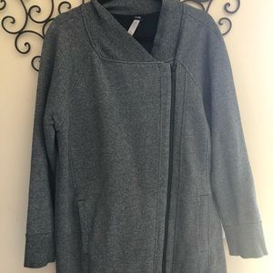 Lululemon Grey Zip up Preowned Retail $198